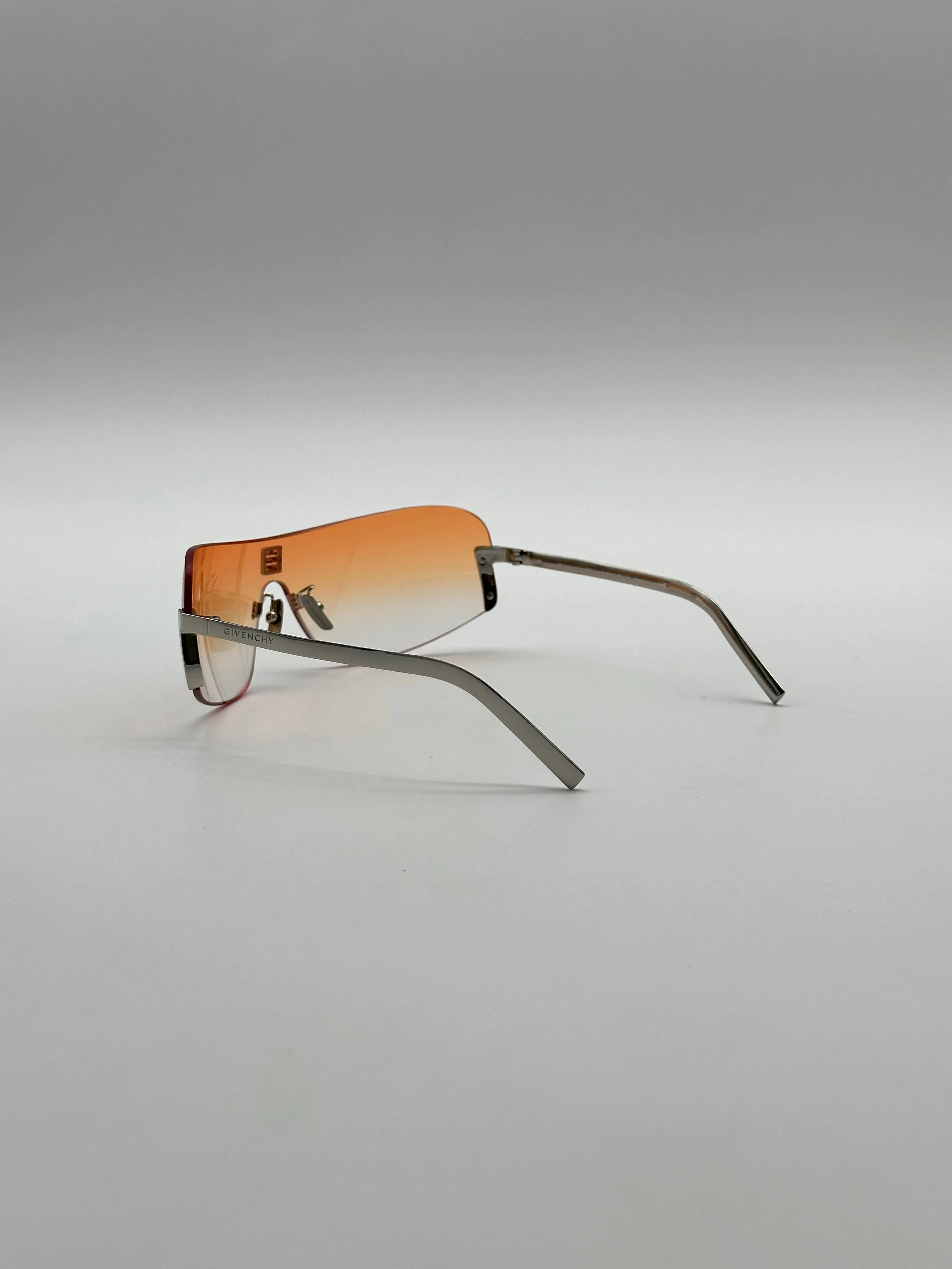 Mask-Style Sunglasses