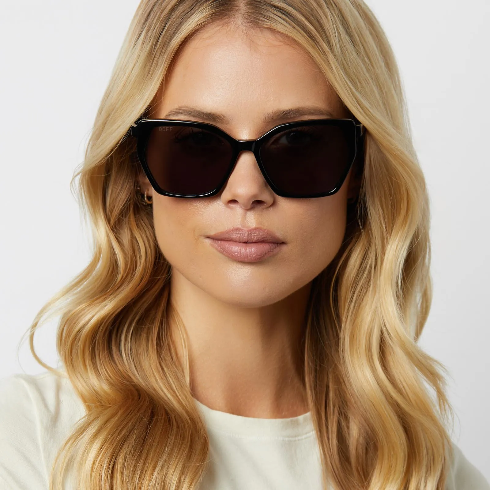 VERA - BLACK   GREY SUNGLASSES